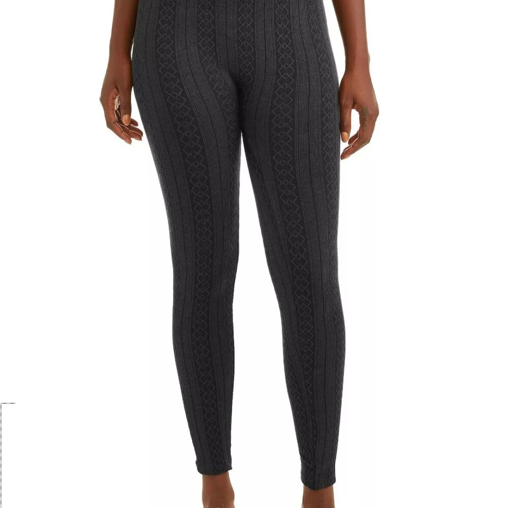 Time and Tru cable knit gray leggings. Size XL.